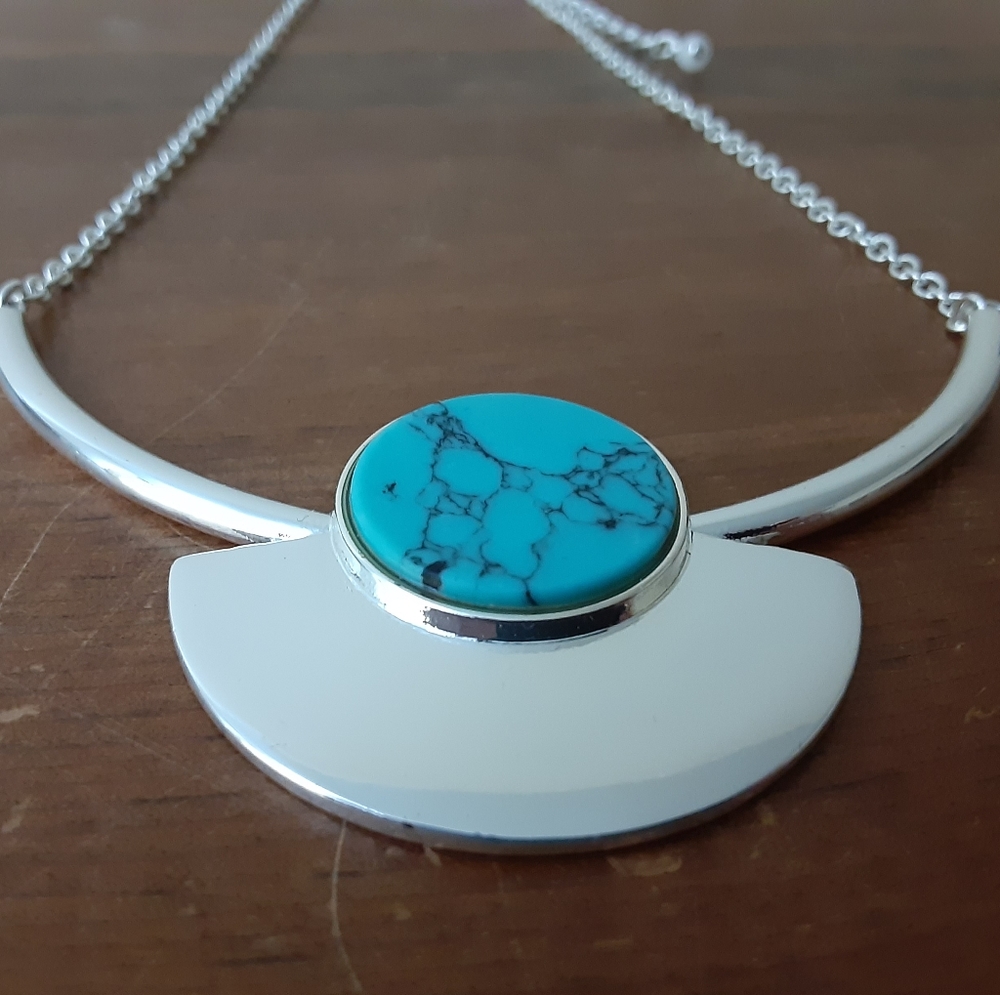 Avon Necklace